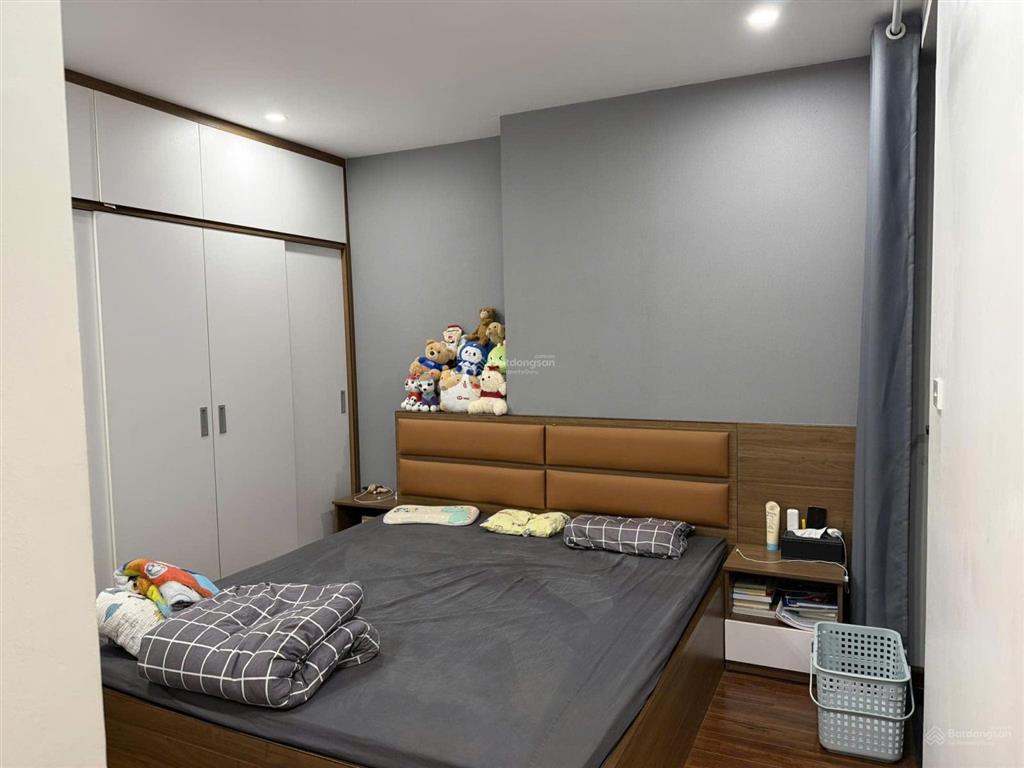 Cho thuê chung cư sky central 176 định công hoàng mai, 68m, 2 pn full đồ, 12 triệu