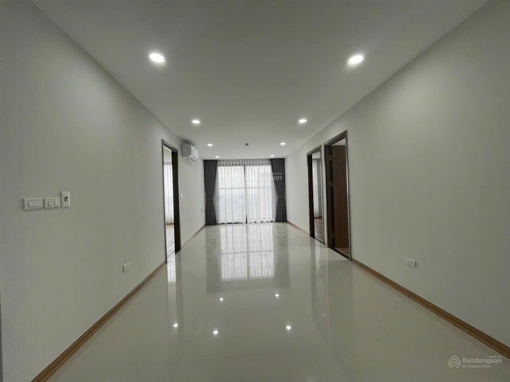 Cần bán căn góc rose town 79 ngọc hồi  hm, 3 pn tầng trung, hoa hậu, 7.6 tỉ,sổ đỏ, nhà đẹp mới