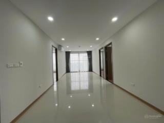 Cần bán căn góc rose town 79 ngọc hồi  hm, 3 pn tầng trung, hoa hậu, 7.6 tỉ,sổ đỏ, nhà đẹp mới