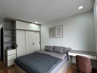 Bán gấp chung cư rose town dv4 3pn có đồ cơ bản, giá chỉ 6.7 tỷ, dt 93m2, 3 pn góc