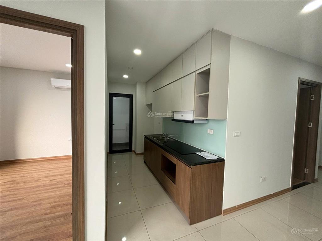 Bán gấp chung cư rose town 79 ngọc hồi  hoàng mai, góc 93m, 3 pn cơ bản, 6.5 tỉ