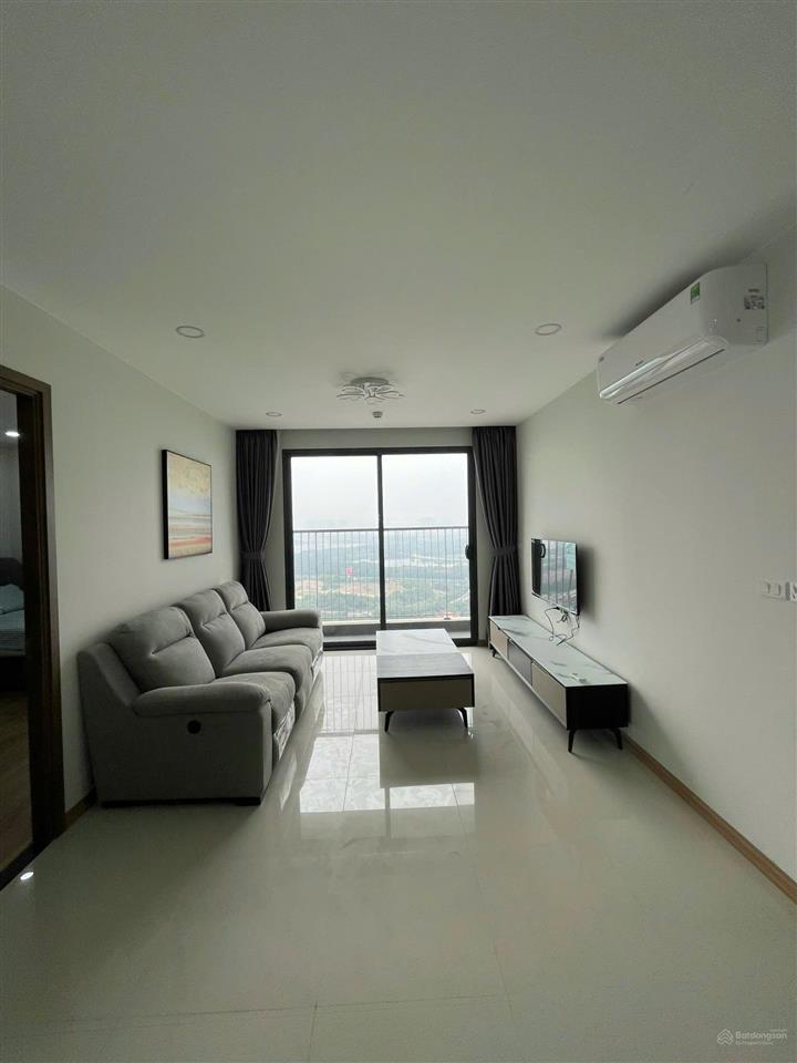 Bán gấp chung cư rose town 79 ngọc hồi  hoàng mai, góc 93m, 3 pn cơ bản, 6.5 tỉ
