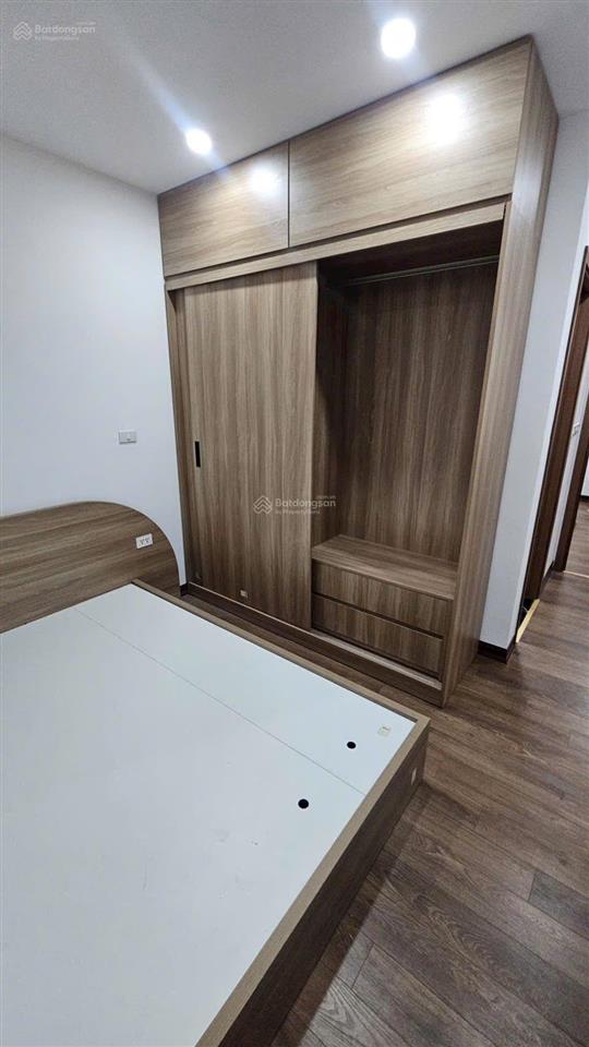 Bán gấp căn hộ 2pn  geleximco 897 giải phóng | full nội thất | sổ đỏ sẵn giao dịch