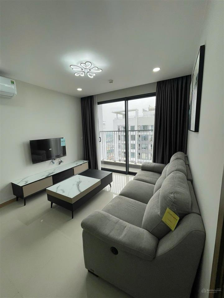 Bán căn góc tòa dv03 rose town 79 ngọc hồi 93m căn góc tầng trung 3 pn đủ đồ 7050 tr, nhà đẹp view