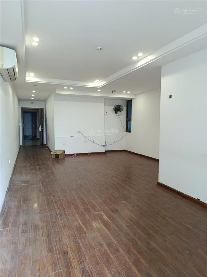 Cho thuê chung cư sky central 176 định công  hm, 99m 3 pn nguyên bản 12 tr, phù hợp vp, kho, ở