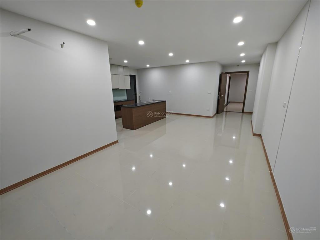 Bán gấp căn góc rose town 79 ngọc hồi 93m, 3pn full nội thất chỉ 6,25 tỷ