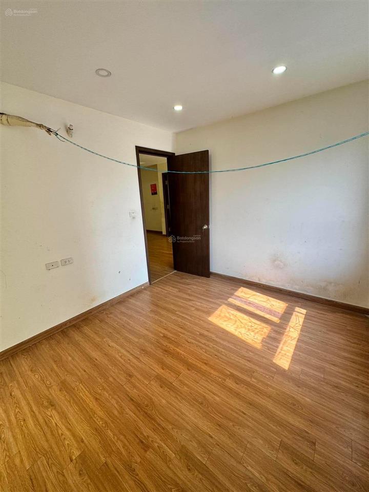 Cho thuê chung cư smile building số 1 nguyễn cảnh dị, 100m 3pn 10 triệu, tâng trung đẹp, phu hơp vp