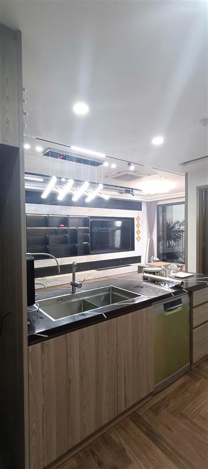 Cho thuê rose town 79 ngọc hồi, hoàng mai, 105m², 3 pn, 11 triệu, cực đẹp, mới