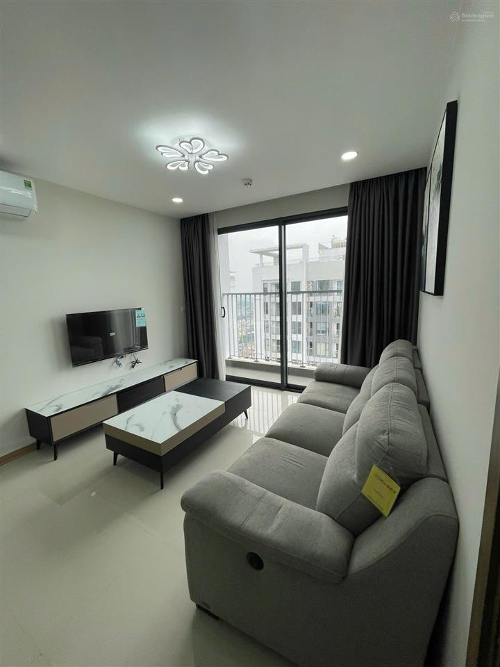 Cho thuê chung cư viễn đông star số 1 giáp nhị hm, 86m, 2 pn full đồ 11.5 tr, nhà đẹp ở ngay