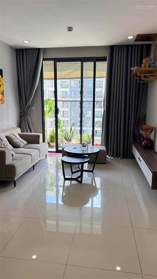 Cho thuê chung cư rose town 79 ngọc hồi, 71m2, 2 pn full đồ giá 9.5tr