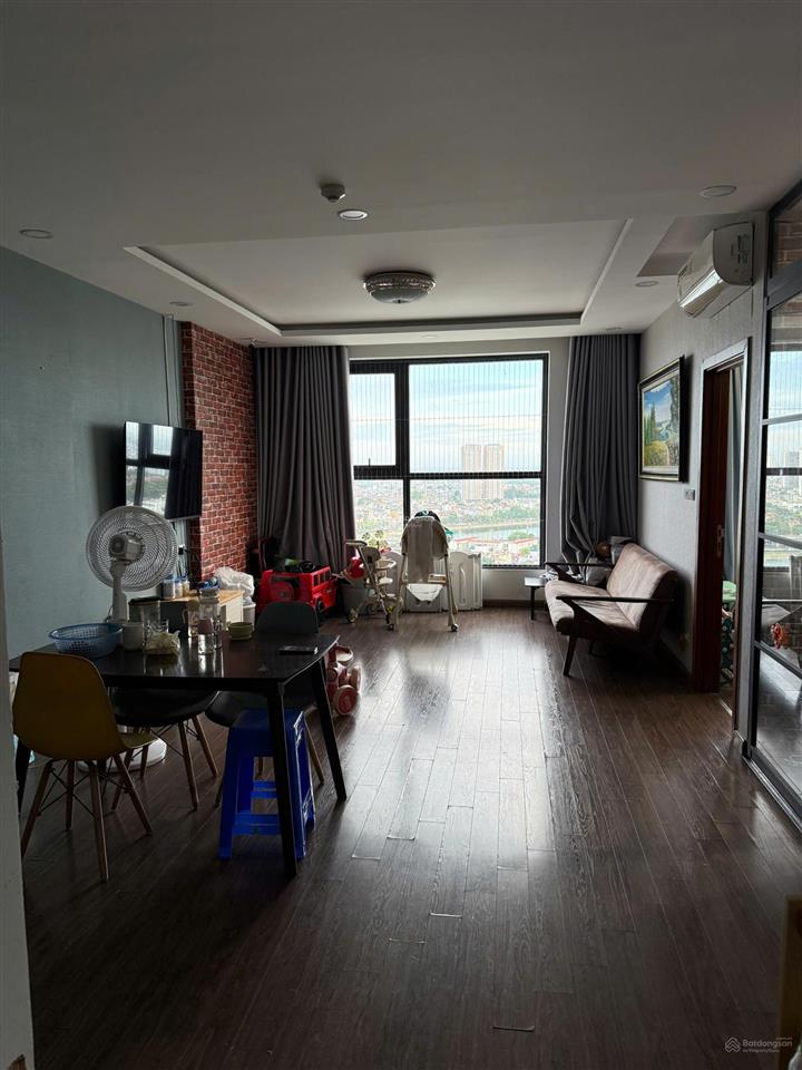 Cho thuê chung cư ecolake view 32 đại từ 75m 2 pn full đồ 12 tr, nhà đẹp view hồ
