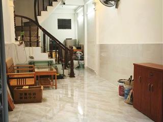 Cho thuê nr 243 nam dư hoàng mai 30m x 5t, 5pn giá 9 tr, nhà đẹp, ngõ ba gác phi