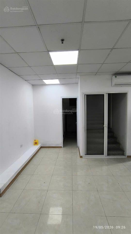 Cho thuê vp ngõ 15 ngọc hồi, khép kín, riêng biệt, 35m², tầng 1, 8tr, cực rẻ, khởi nghiệp, vp