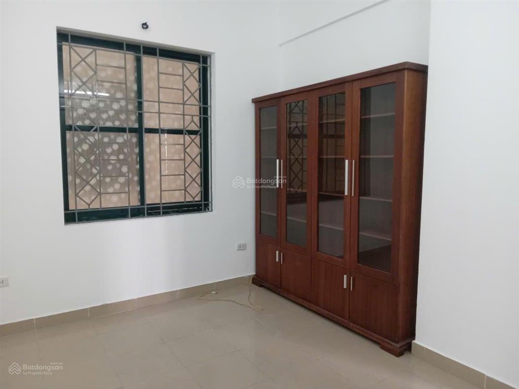 Cho thuê chung cư b15 đại kim nguyễn cảnh dị, hm, 90m, 10 triệu có đồ