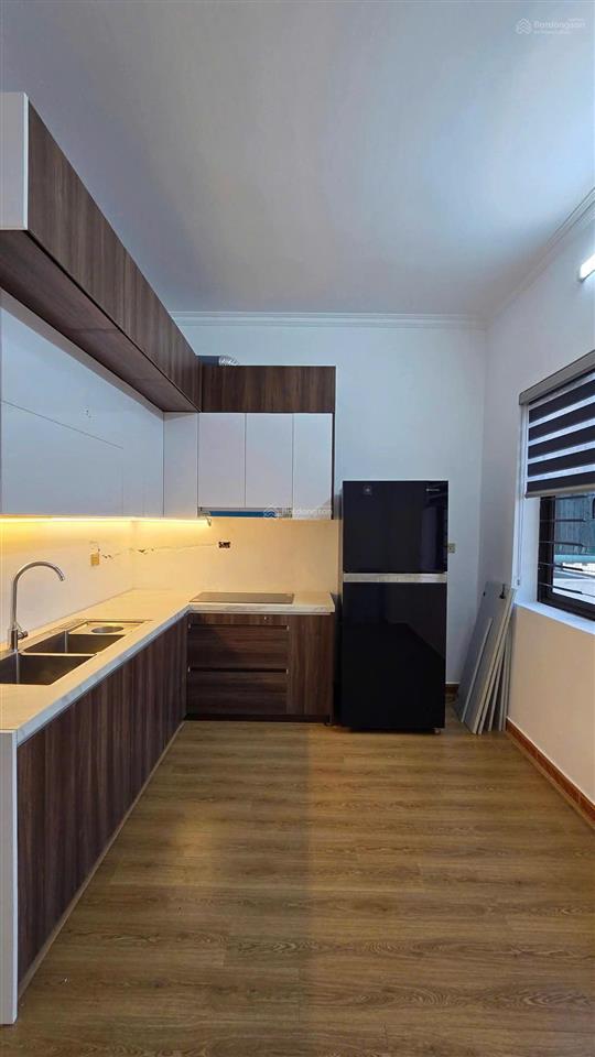 Cho thuê chung cư sky central 176 định công hoàng mai 100m 3pn full đồ 15 triệu, đẹp