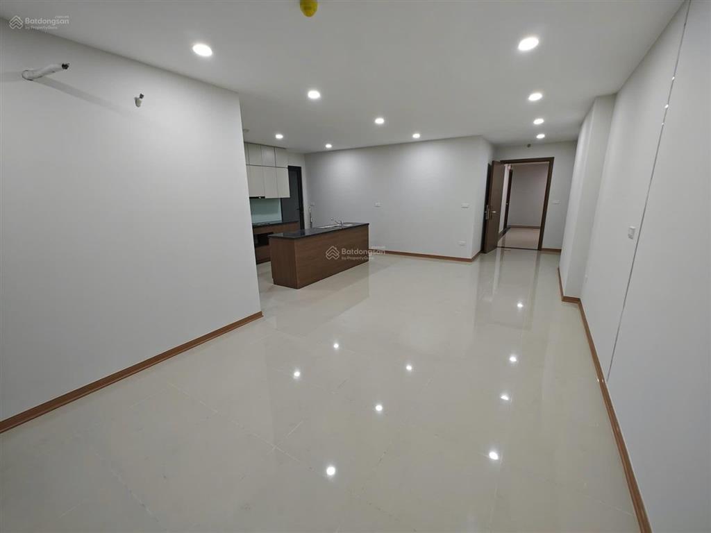 Cho thuê rose town 79 ngọc hồi 93m 3pn chỉ 10 triệu!