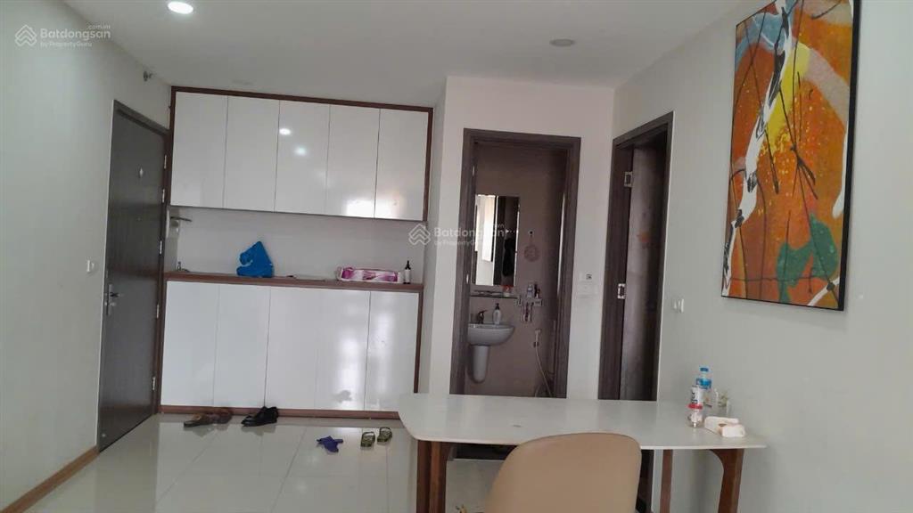 Bán gấp chung cư rose town 79 ngọc hồi 76m 2pn sổ đỏ 5.8 tỷ