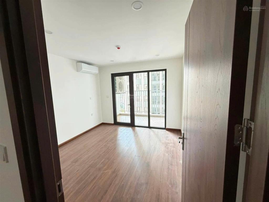 Cho thuê chung cư smile building định công 12tr, 3 pn, 95m, cơ bản