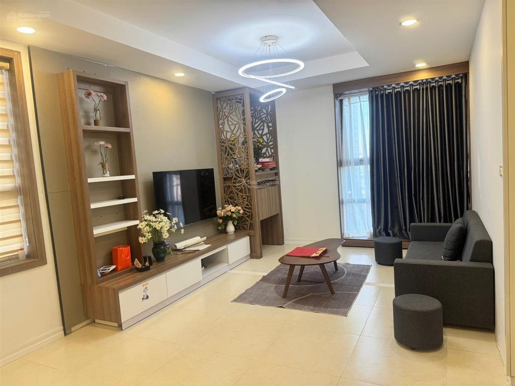 Cho thuê chung cư smile building định công 12tr, 3 pn, 95m, cơ bản