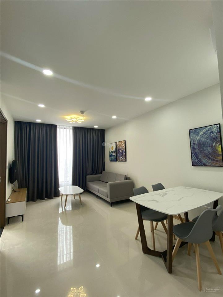 (giá tốt nhất tòa) bán cc rose town 79 ngọc hồi, 2pn, 2wc, nội thất cơ bản gắn tường