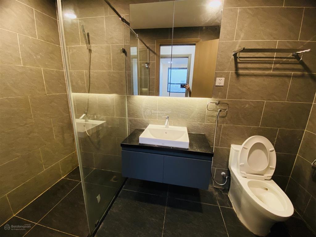 Cho thuê căn góc 103m2, nội thất cơ bản để ở hoặc làm văn phòng tại pandora, lâu lâu mới có ạ