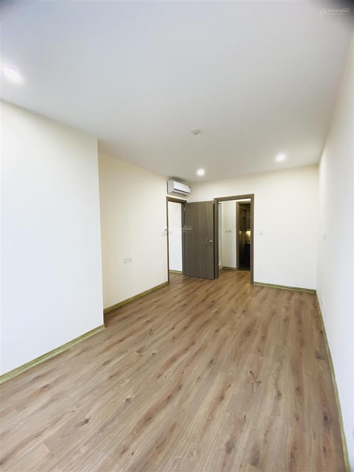 Cho thuê căn góc 103m2, nội thất cơ bản để ở hoặc làm văn phòng tại pandora, lâu lâu mới có ạ
