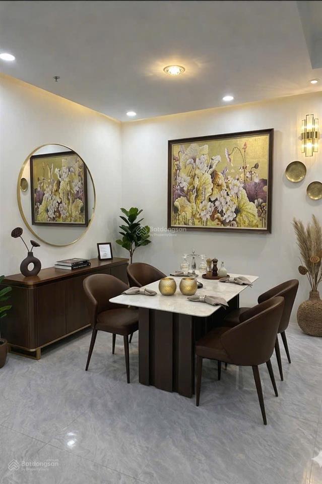 Cho thuê căn hộ mới tinh, căn góc 3 phòng ngủ view sông hồng tại riverview, vào được ngay