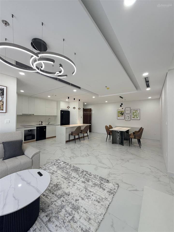 Cho thuê căn hộ 3pn, 121m2, epic tower, duy tân, cầu giấy, giá cực chất 34 triệu vnd