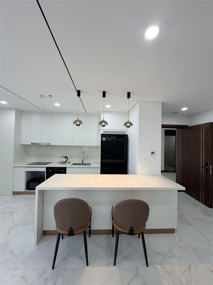 Cho thuê căn hộ 3pn, 121m2, epic tower, duy tân, cầu giấy, giá cực chất 34 triệu vnd