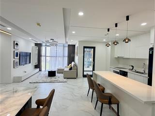 Chờ lấy sổ bán căn 105, 3 ngủ, 2 wc, mới tinh tại capital elite. ace quan tâm  e ạ.
