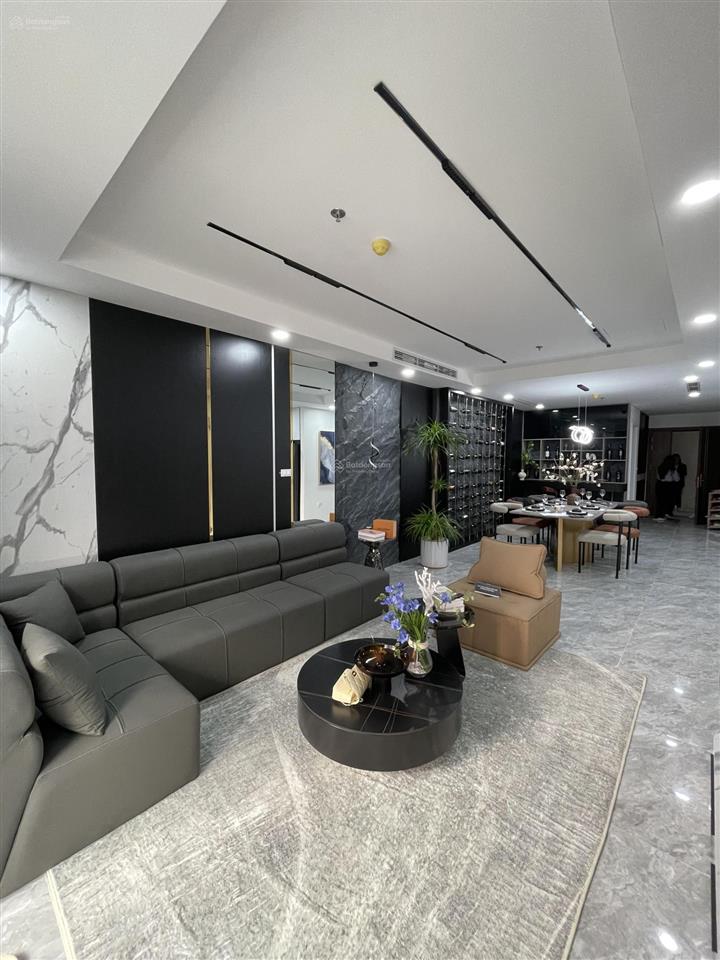 (hiếm có) chính chủ nước ngoài muốn nhượng giá cực tốt căn hộ 3pn tại capital elite ( ngay)