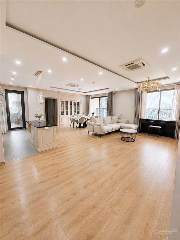 Siêu sale 143m2 chỉ còn hơn 11 tỷ, siêu hoa hậu tìm chủ mới thiện chí (sale nhanh ạ)