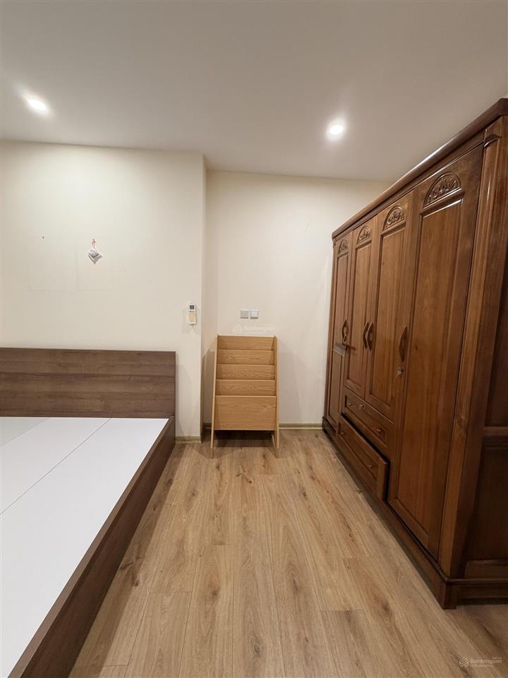Chính chủ cho thuê 2 ngủ đủ đồ 100m2 căn góc tại pandora