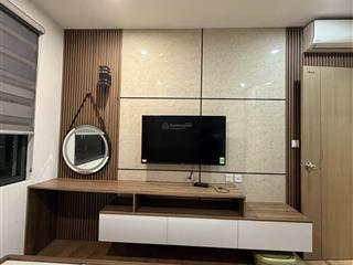 Chính chủ cho thuê 2 ngủ đủ đồ 100m2 căn góc tại pandora