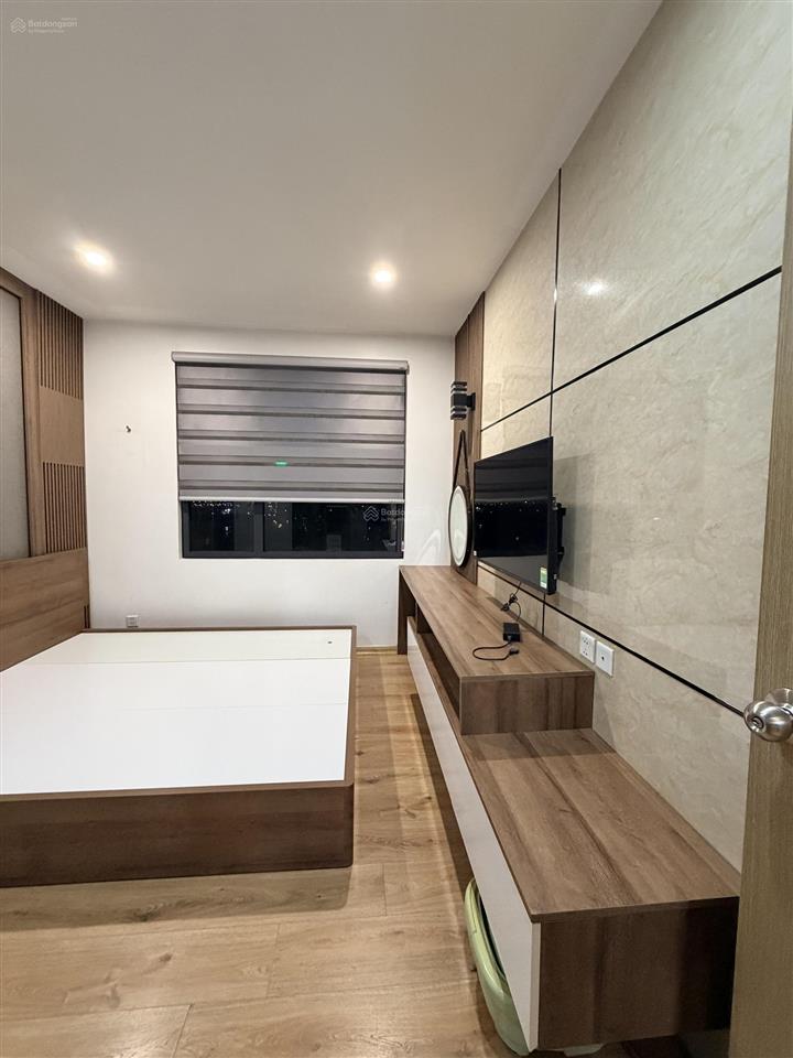 Chính chủ cho thuê 2 ngủ đủ đồ 100m2 căn góc tại pandora