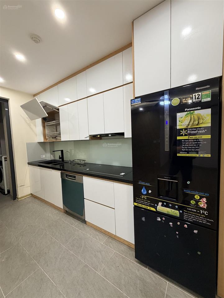 Chính chủ cho thuê 2 ngủ đủ đồ 100m2 căn góc tại pandora