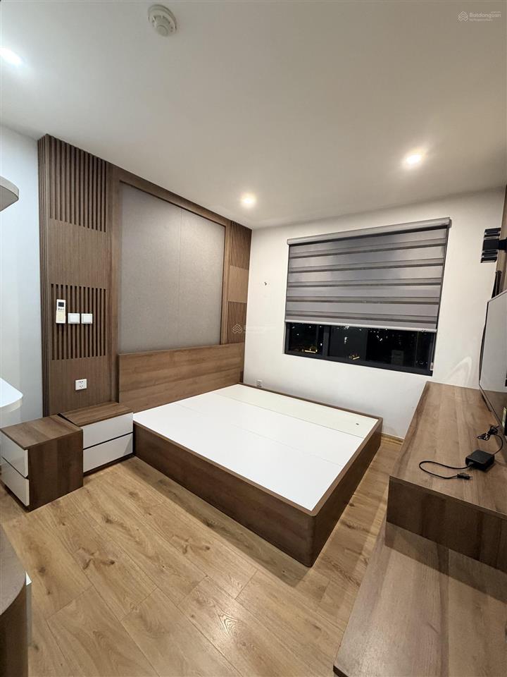 Chính chủ cho thuê 2 ngủ đủ đồ 100m2 căn góc tại pandora