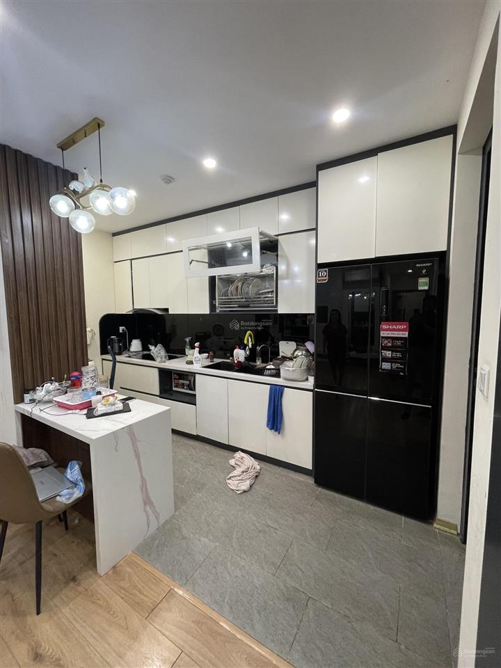 Chính chủ cho thuê căn góc 3 phòng ngủ nội thất đầy đủ vào được luôn tại pcc1 giá cả thương lượng