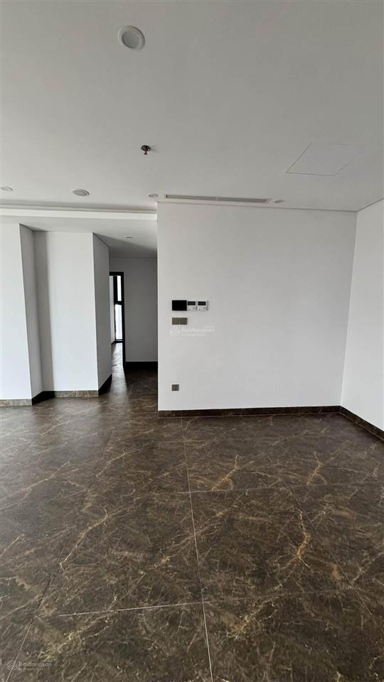 Nhà mới tầng trung view thoáng thiết kế 2 phòng ngủ, 1 khách, 1 bếp nội thất điều hòa âm trần ib ạ