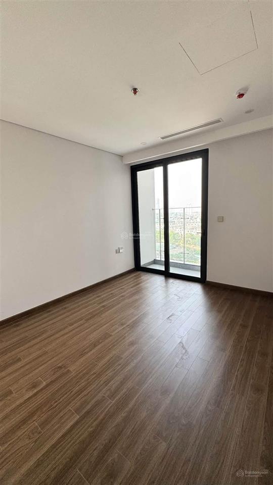 Nhà mới tầng trung view thoáng thiết kế 2 phòng ngủ, 1 khách, 1 bếp nội thất điều hòa âm trần ib ạ