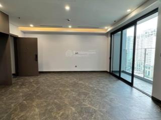 Cho thuê căn hộ 70m2  2pn  2wc nội thất cơ bản miễn phí quản lý, nhà mới vào luôn