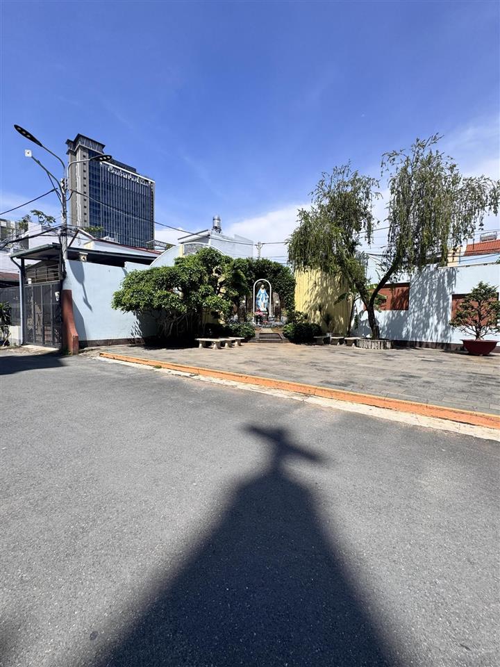 Bán nhà mặt phố lý văn sâm vs nguyễn bảo đức vị trí đẹp giá đầu tư dòng tiền ổn định 20/tr 1 tháng