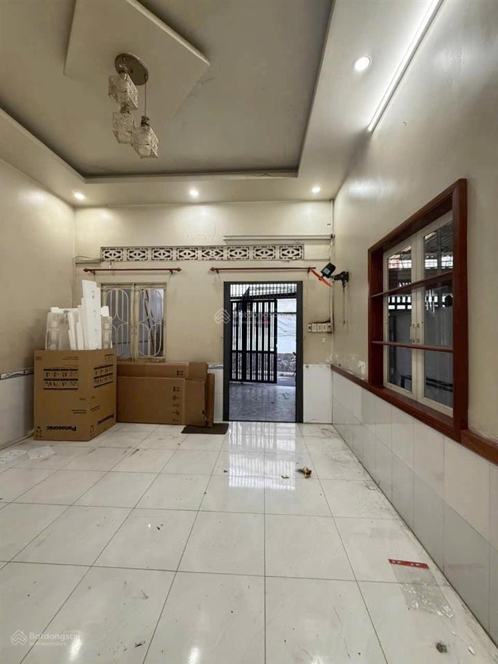 Bán nhà phường tam hiệp còn mới vị trí đẹp giá tốt