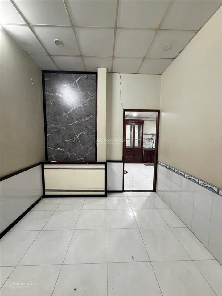 Bán nhà phường tam hiệp còn mới vị trí đẹp giá tốt