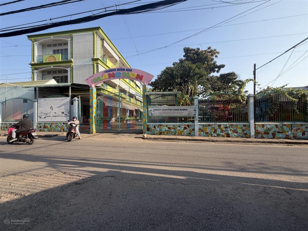 Nhà bán giáo xứ đa minh phường tam hiệp còn mới 0948 128 ***