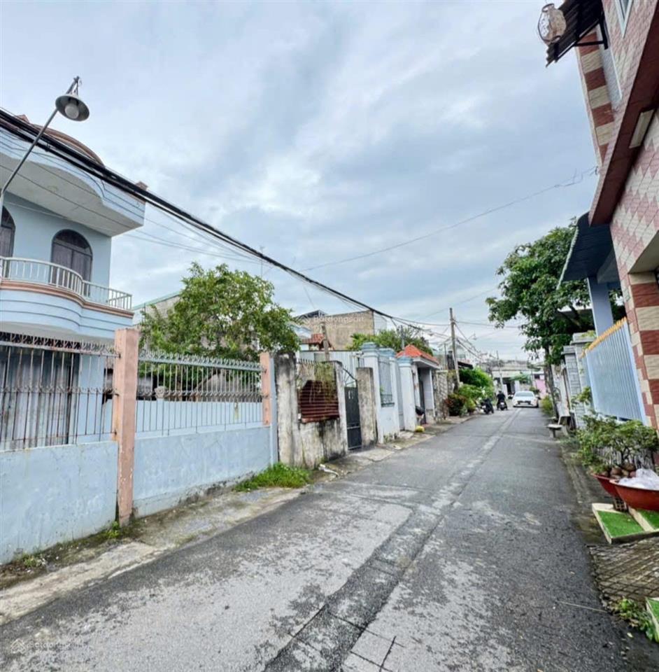 Bán nhà hố nai cũ vị trí đẹp gần chợ và nhà thờ, trường học