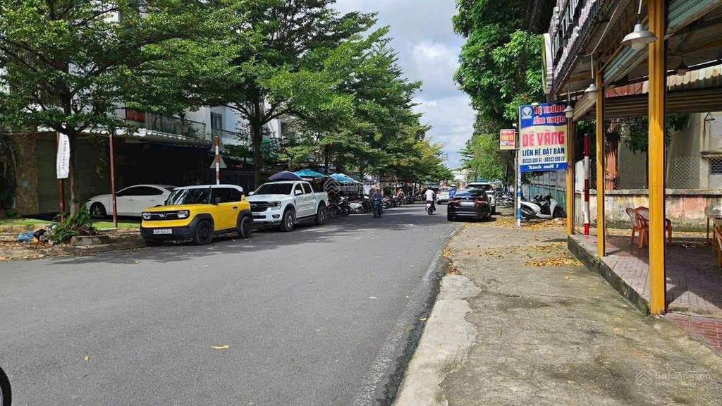 Bán gấp nhà mặt tiền đang kinh doanh cho thuê 20tr/1 tháng giá tốt nhất khu vực