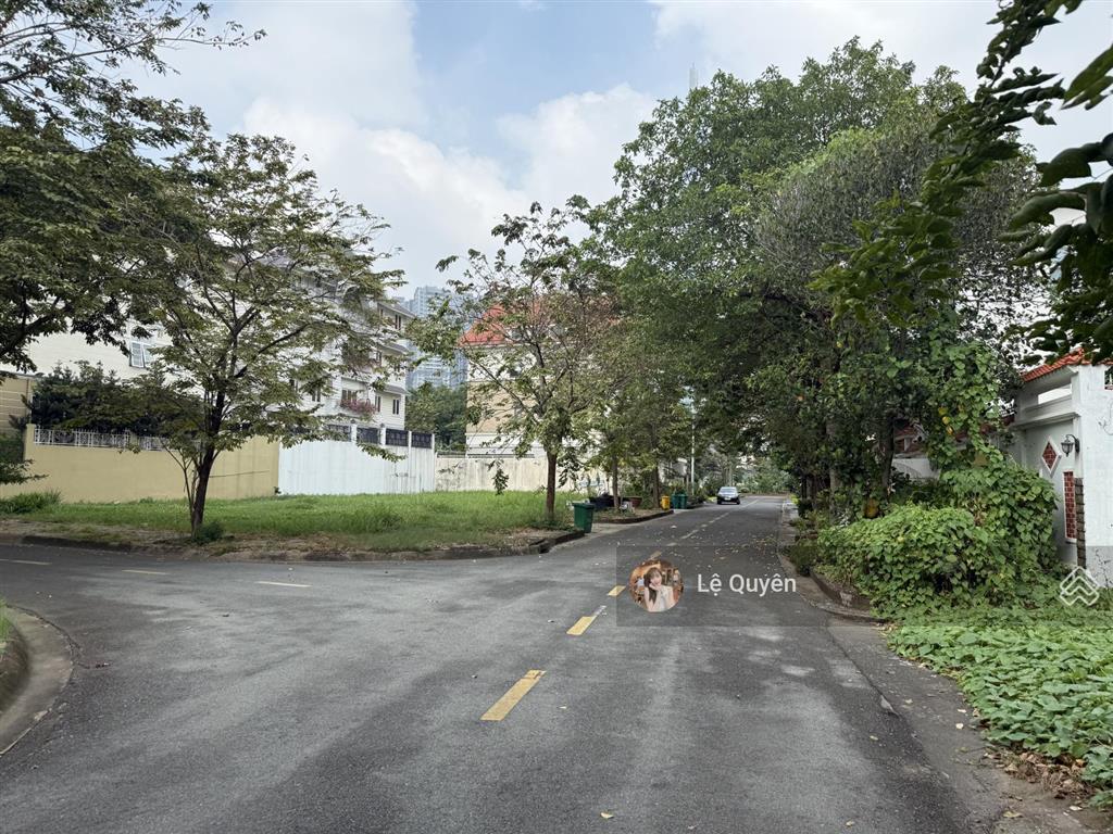 90 tỷ  kẹt bank bán nhanh giá rẻ căn biệt thự trong khu compound river mark quận 2  20x20 400m2