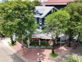 Bán biệt thự góc 2 mặt tiền đường dương văn anan phú  quận 2, dt 20x20m 400m2hầm 3 lầu99tỷ