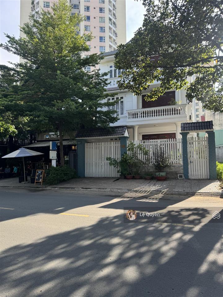 Đất biệt thự đẹp giá tốt 50 tỷ bán gấp  dt 10x20 200m2 đường dương văn an phường an phú  quận 2